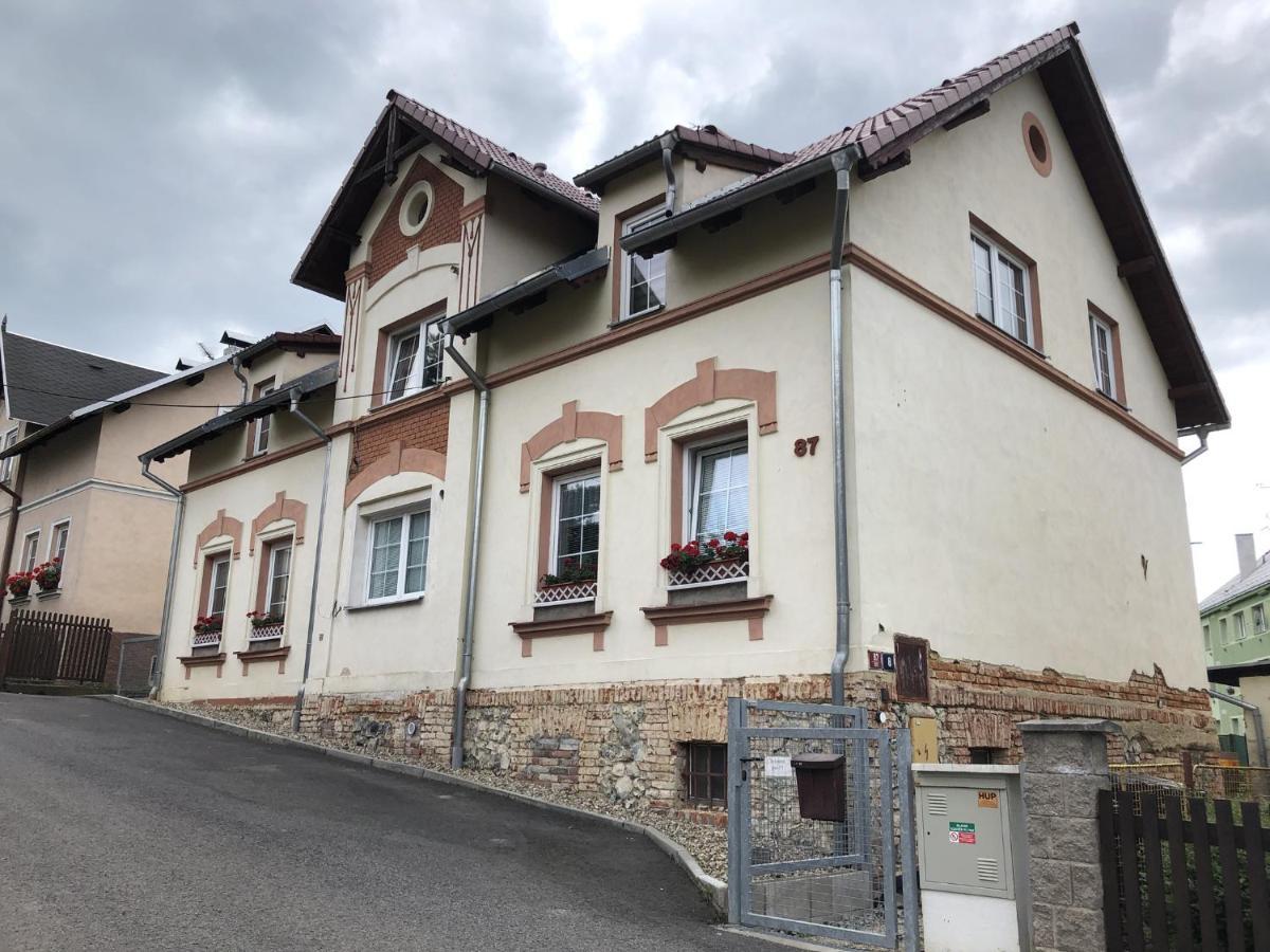 Apartman Pod Hradem Apartment Česká Kamenice Bagian luar foto